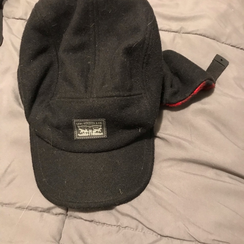 Levi’s winter hat